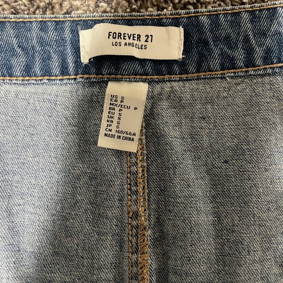 Forever 21 Button Up Skirt - Picture 2 of 2